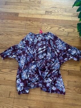 Daytrip Floral Open-Front Kimono in Wine and Blue